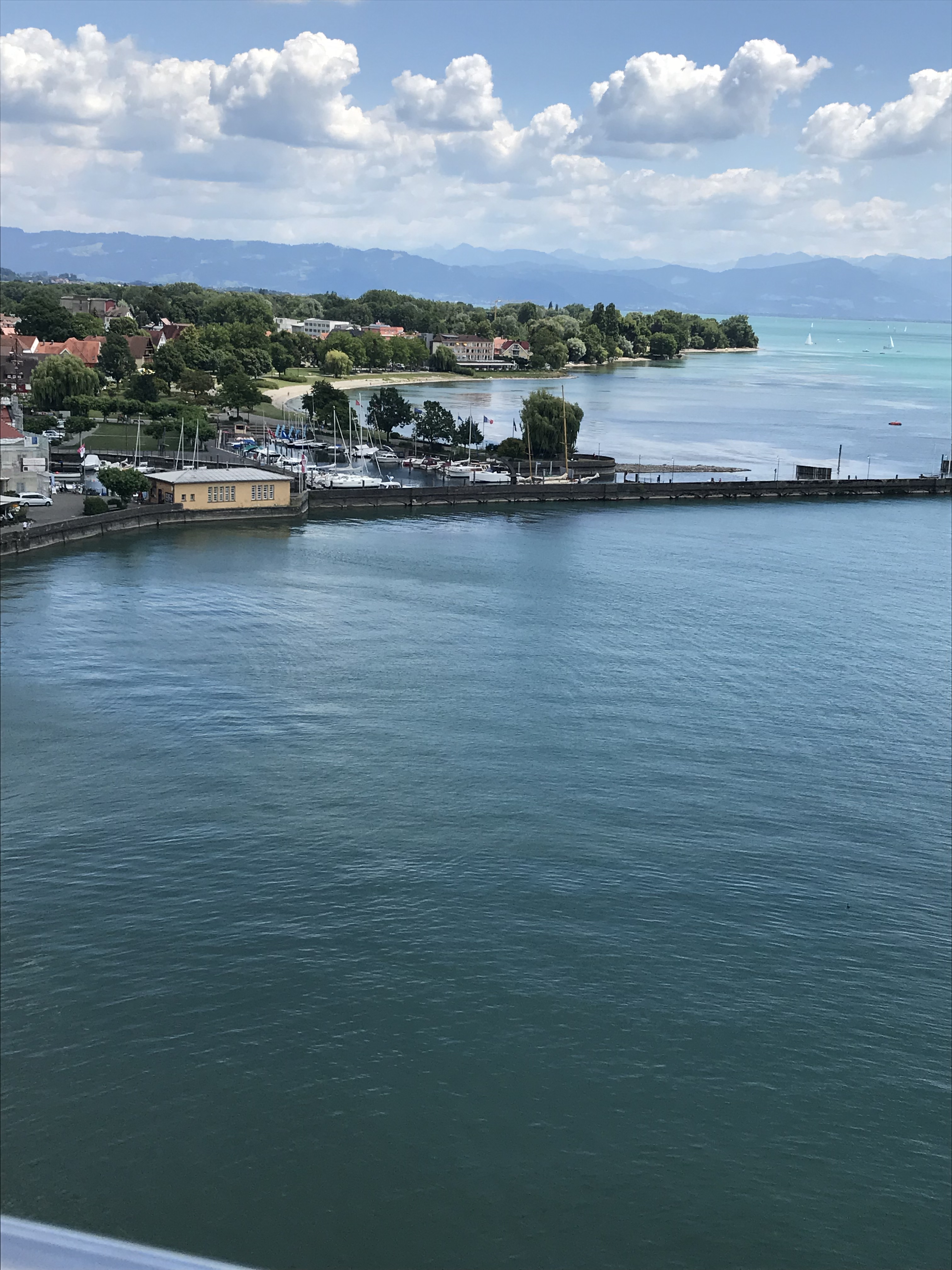 36932506-CAE3-4855-9797-670163A75762