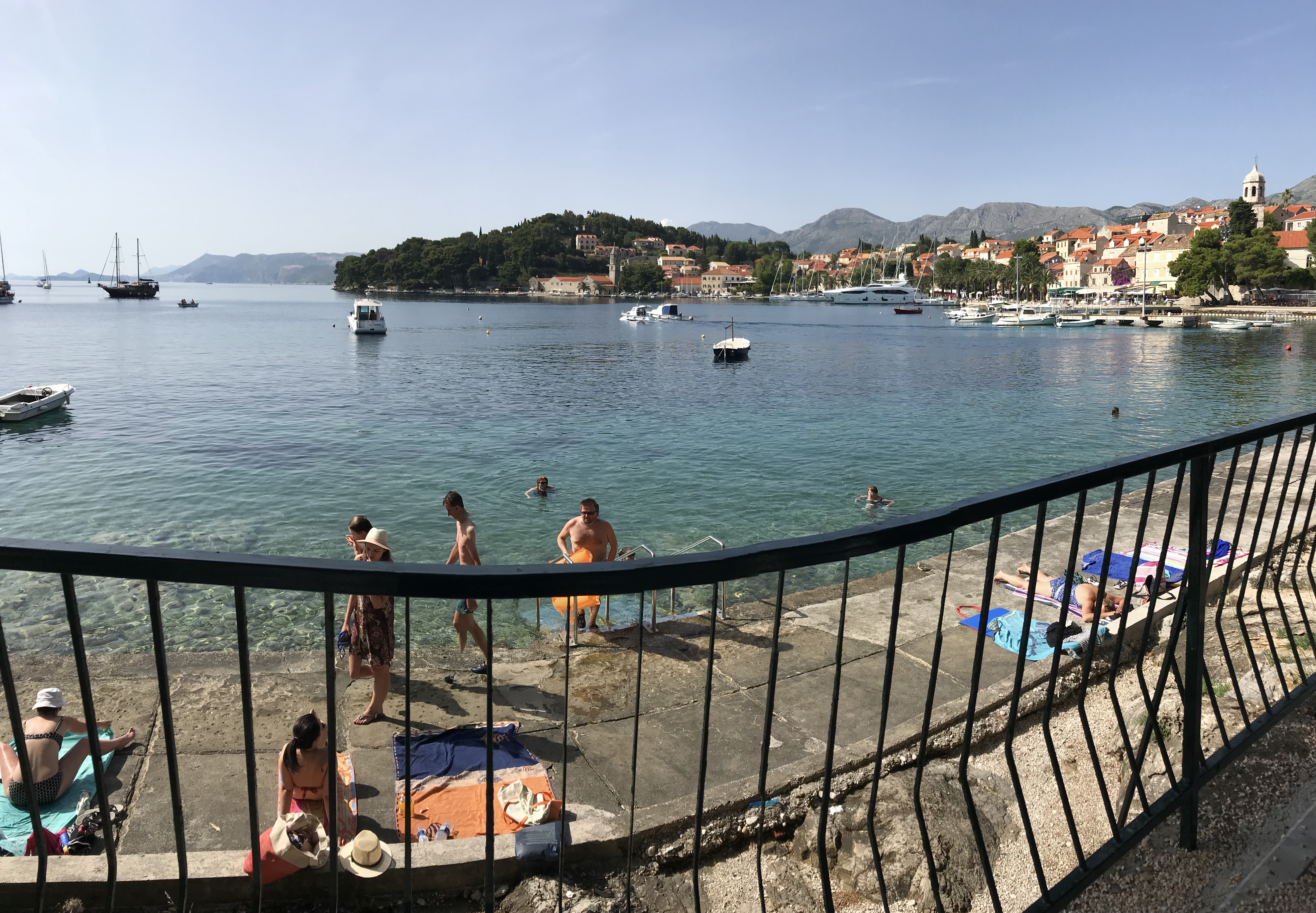 4A0DC56F-AF27-4BE1-B234-1BACBF40F6F6