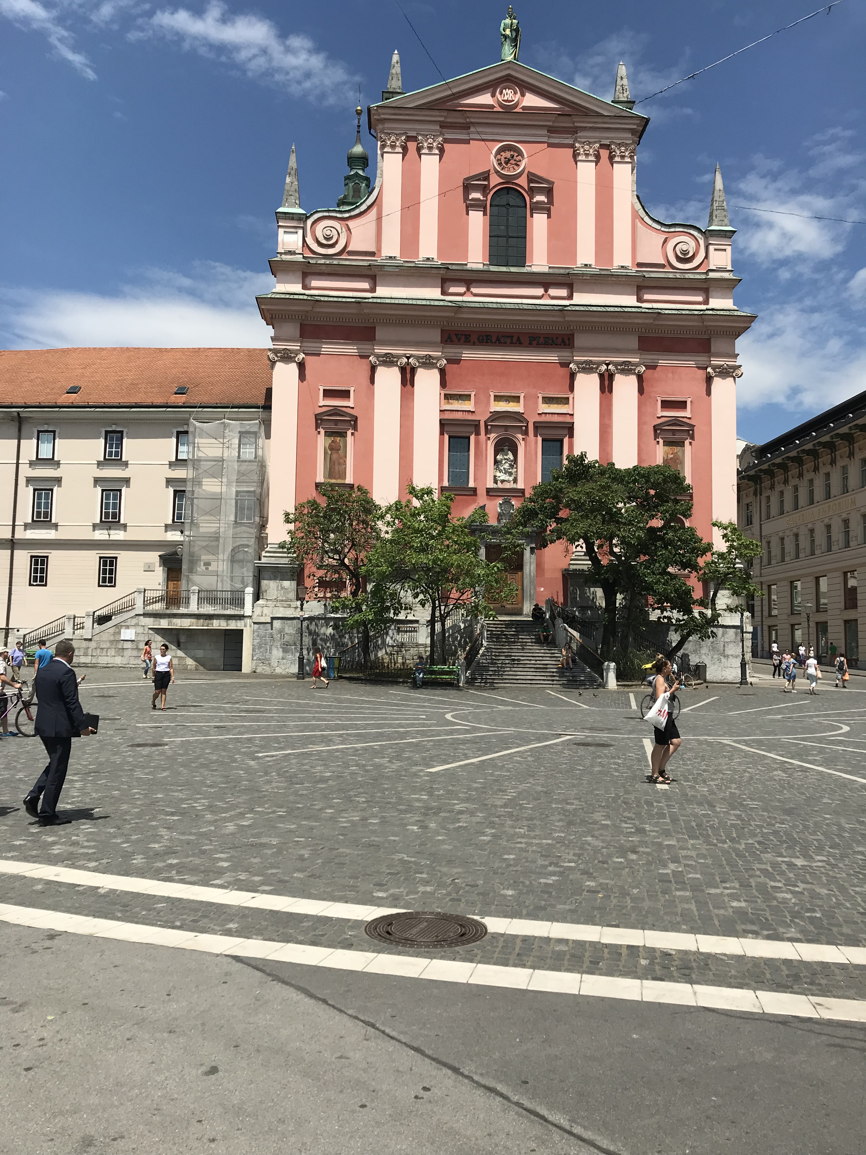 FA7974FE-B6EC-4C21-9B39-0E11CF18EDDE