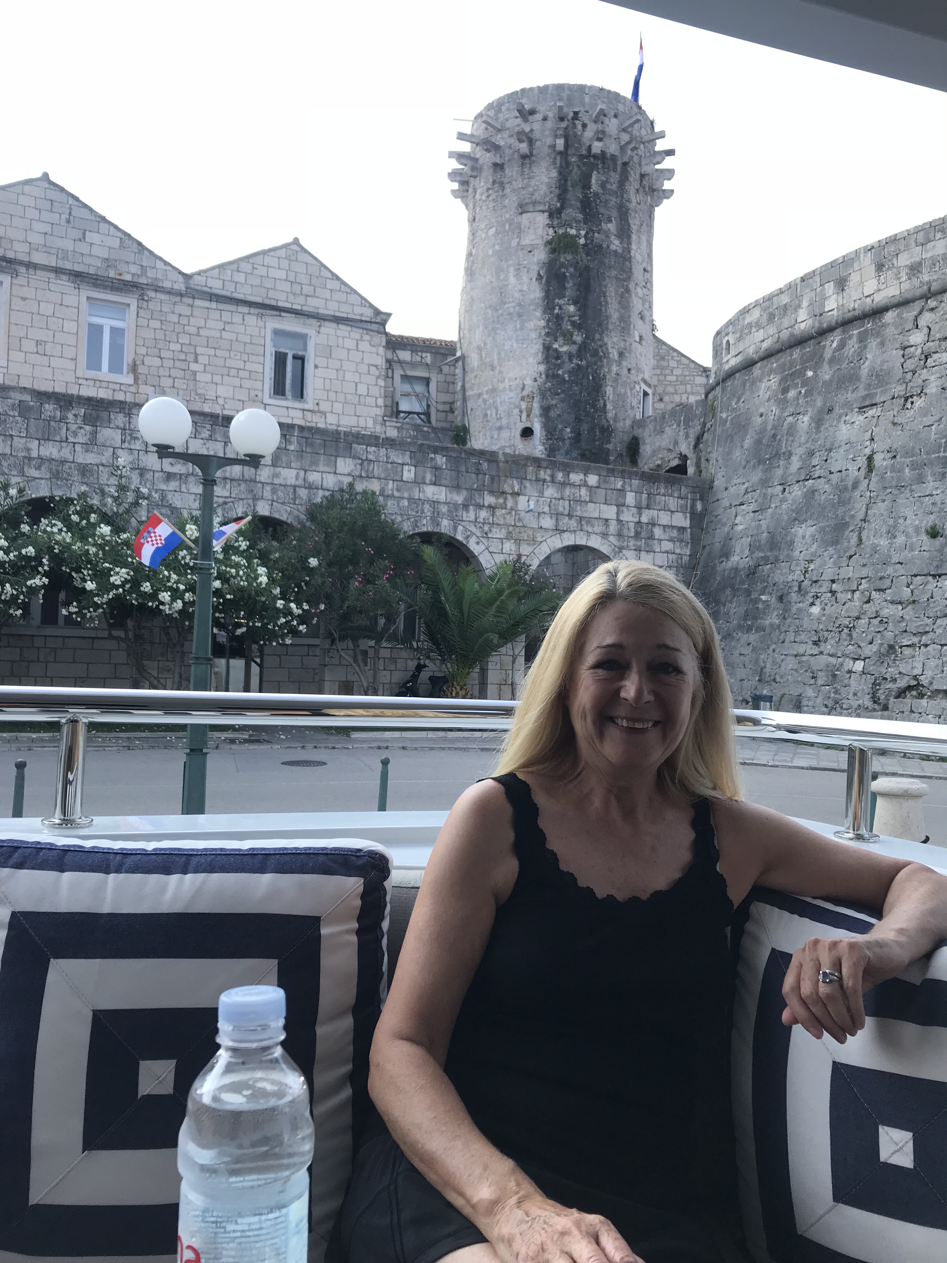 147E0204-2696-441D-B702-E65BDB5E3C68