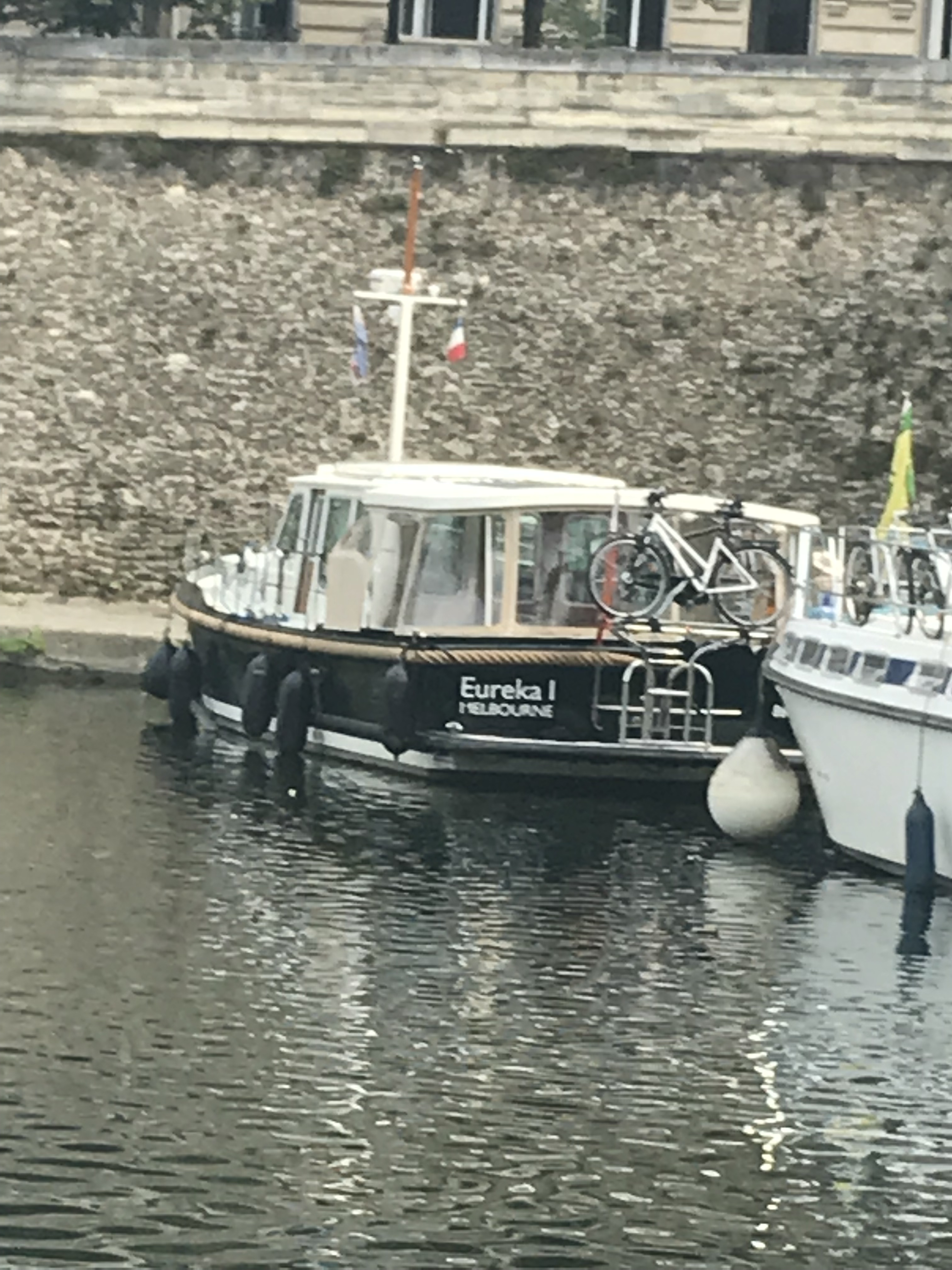 BB21C77D-9921-41A3-A599-BB1C6570503F